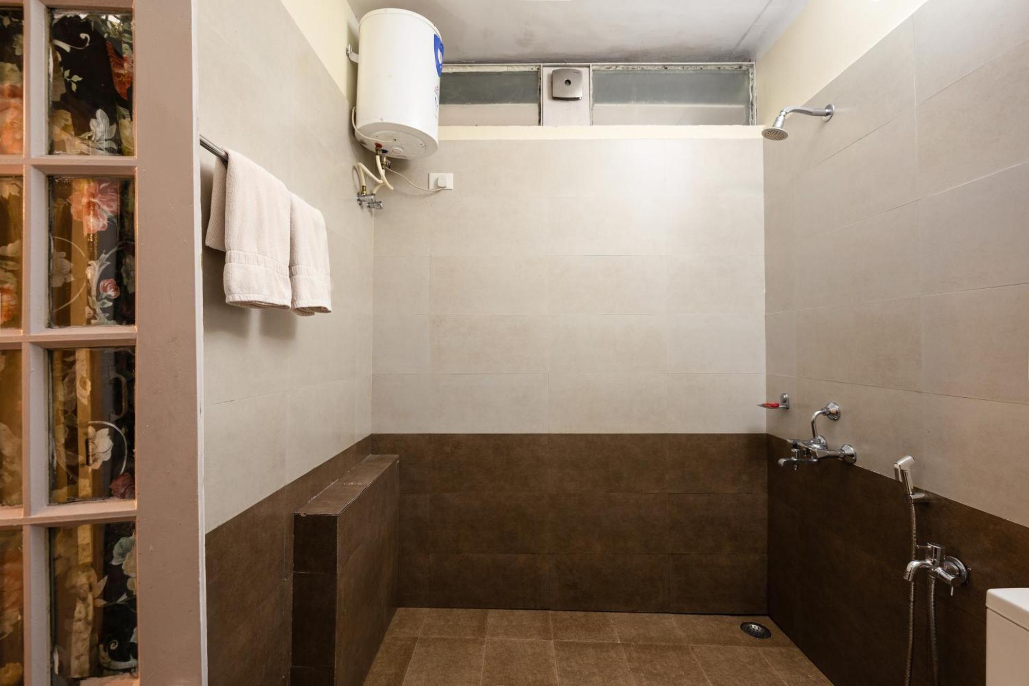 Colonels Inn Ooty Ngoại thất bức ảnh
