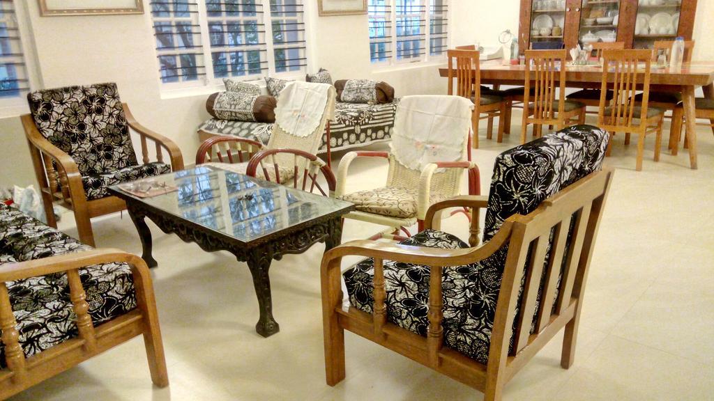 Colonels Inn Ooty Ngoại thất bức ảnh